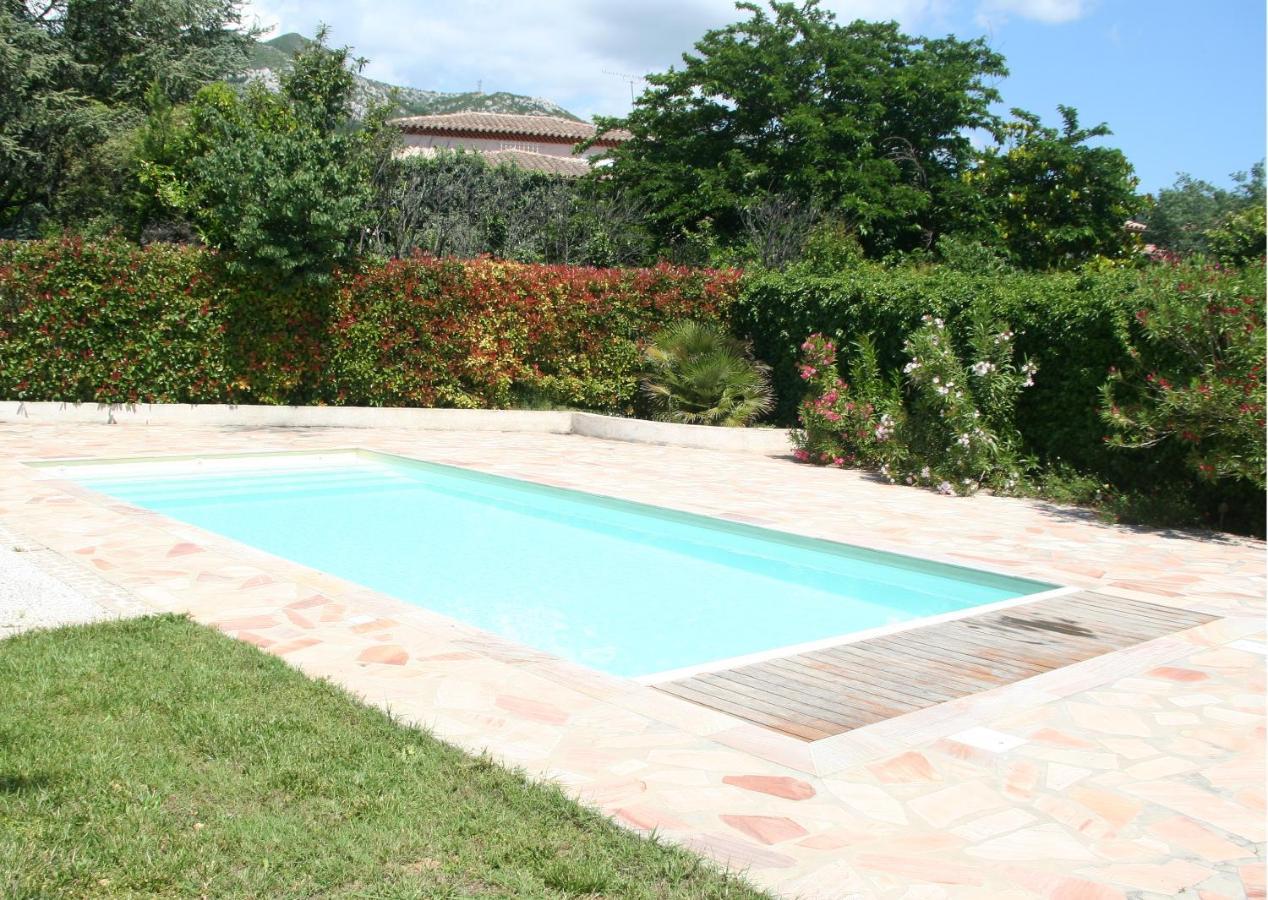Studio Independant A La Villa Garlaban 3 Etoiles Gémenos Buitenkant foto