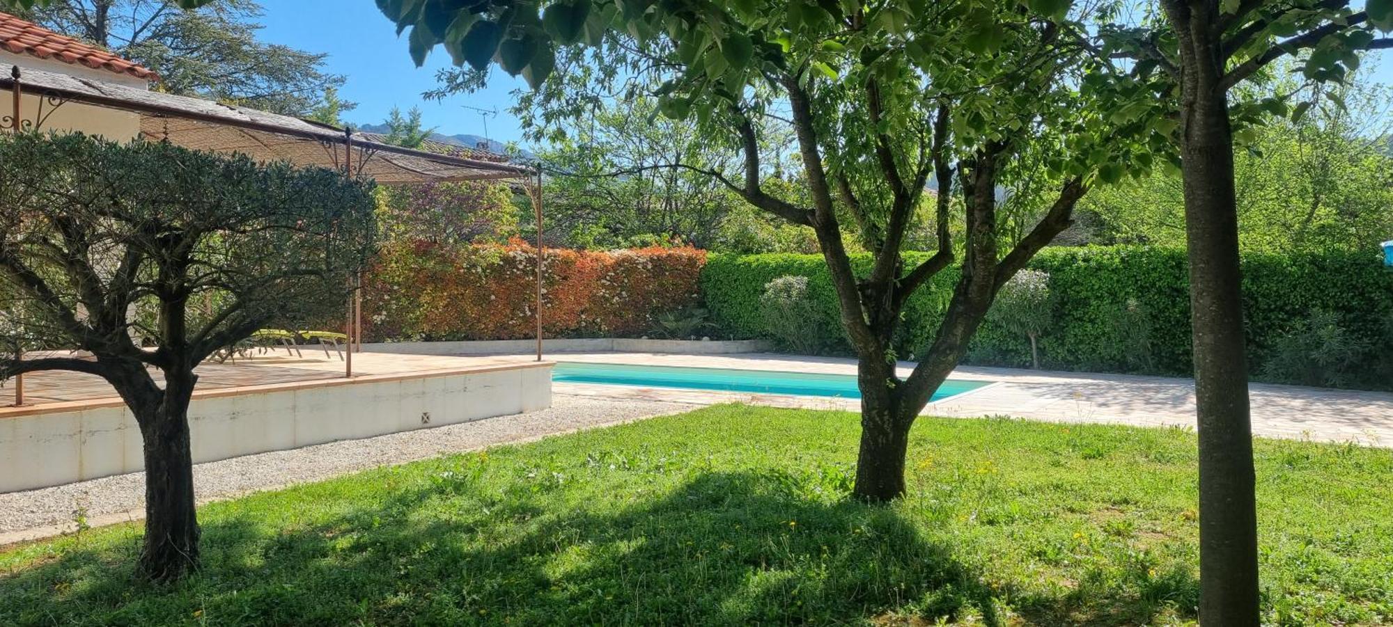 Studio Independant A La Villa Garlaban 3 Etoiles Gémenos Buitenkant foto